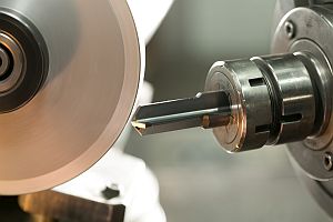 刃付け(手動機 半NC機)